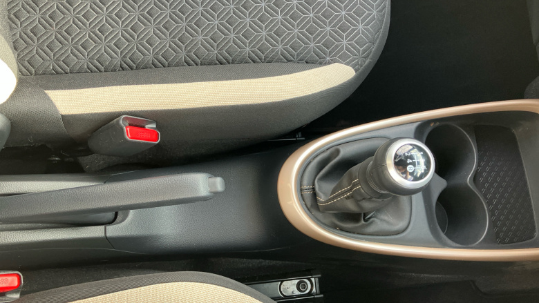 Toyota Aygo X 1.0 VVT-i Edge 5dr Petrol Hatchback